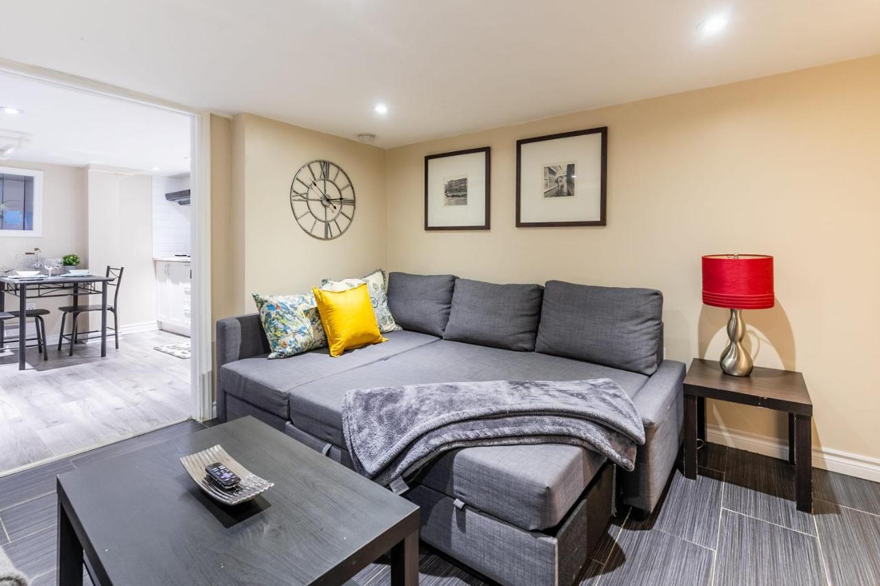 Newly Renovated - Cozy 1Br Apt With Netflix - Prime Location 토론토 외부 사진